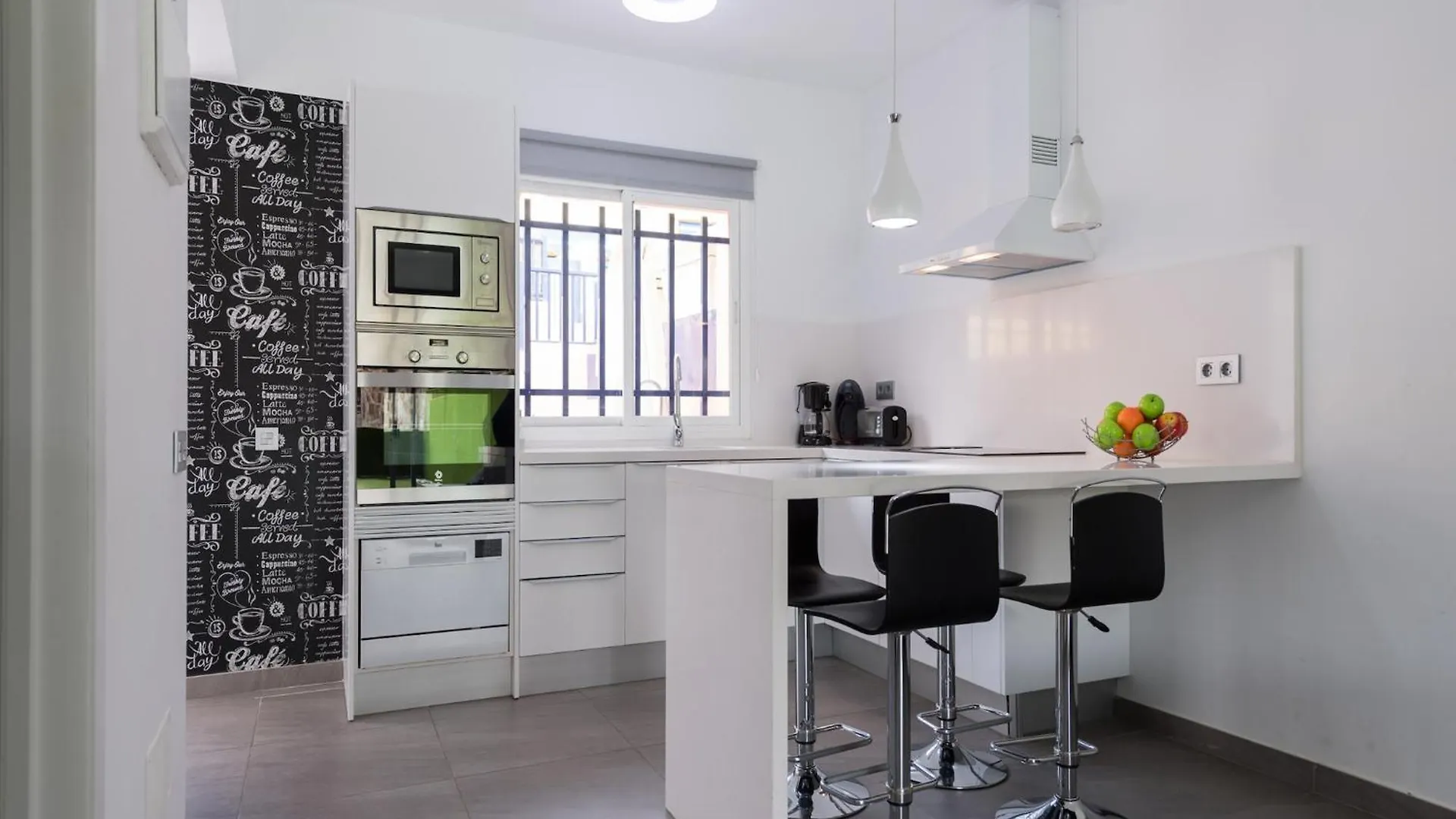2 Bedroom Apartment In Maspalomas Maspalomas  Spain