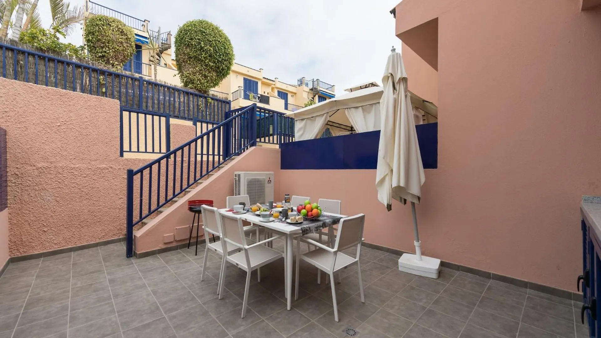 2 Bedroom Apartment In Maspalomas Maspalomas