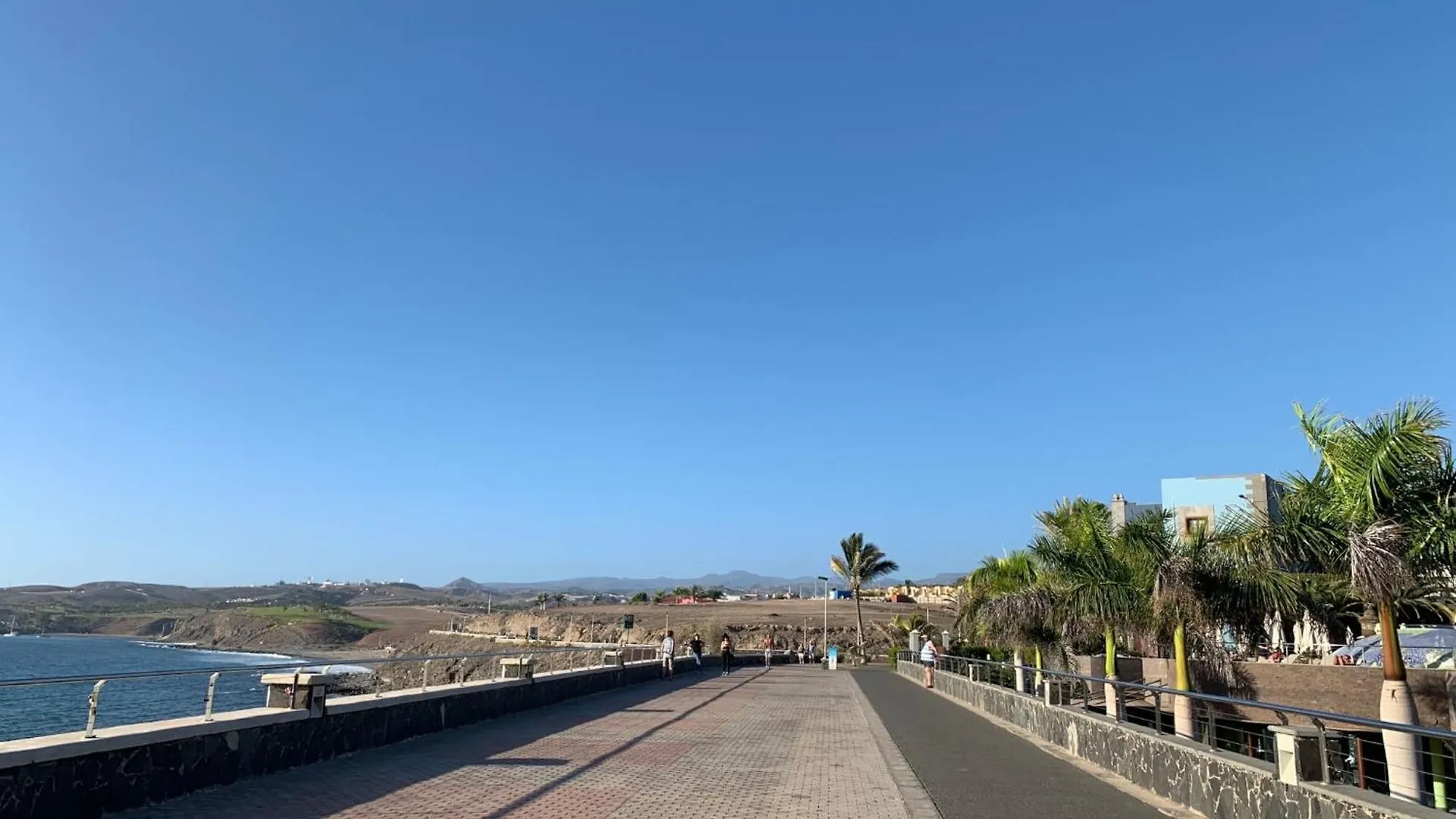 2 Bedroom Apartment In Maspalomas Maspalomas  Spain
